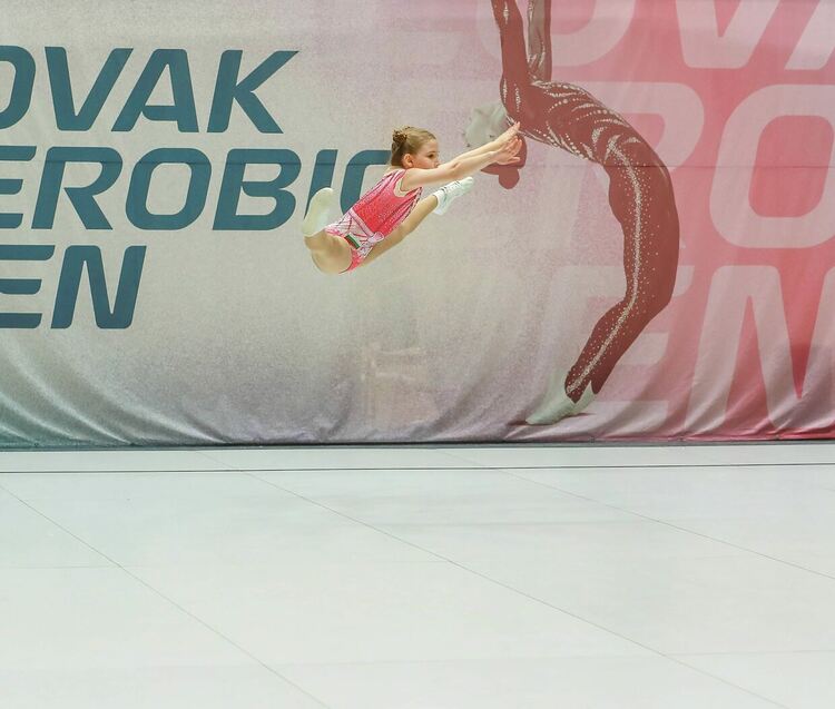 Рая Чобанова от &bdquo;Виолена&ldquo; с бронзов медал от международно състезание в Словакия