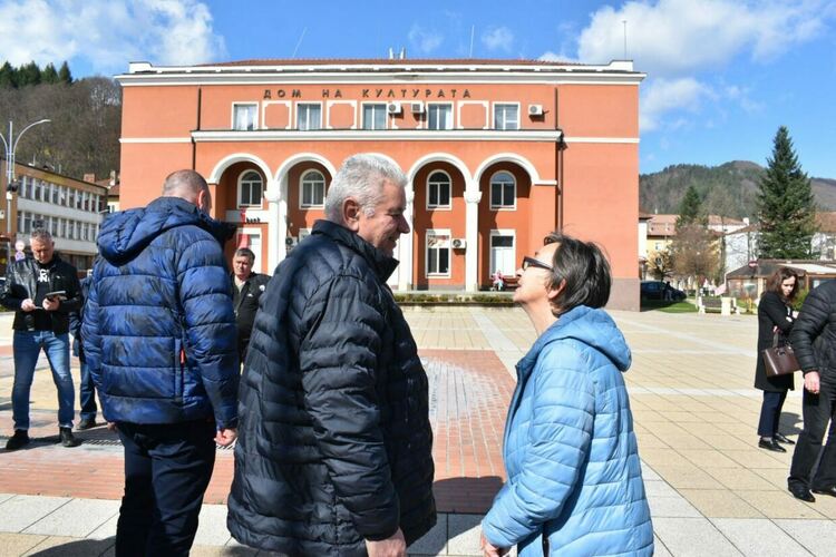 Надежда за промяна и край на олигархията прозвуча в Рудозем / Галерия/