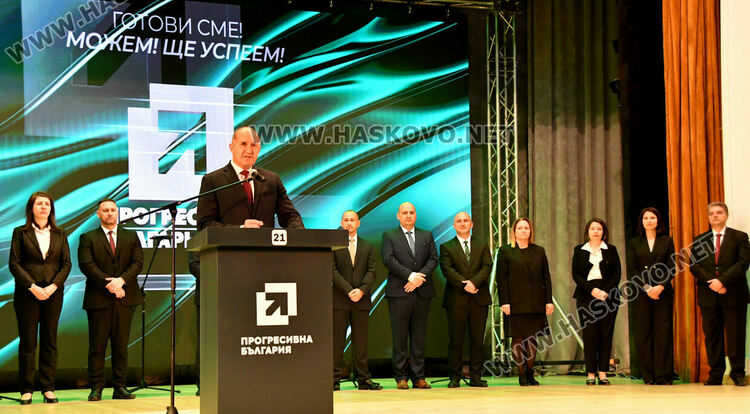 Румен Радев в Хасково: Да удавим в море от свободни гласове купения вот на изборите в неделя!