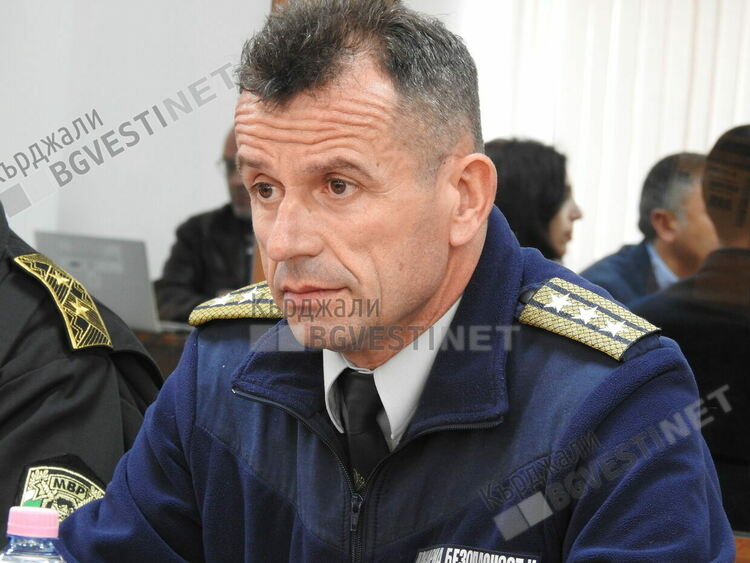 Областен управител и шефове на институции в Кърджали:Готови сме за изборите в неделя!