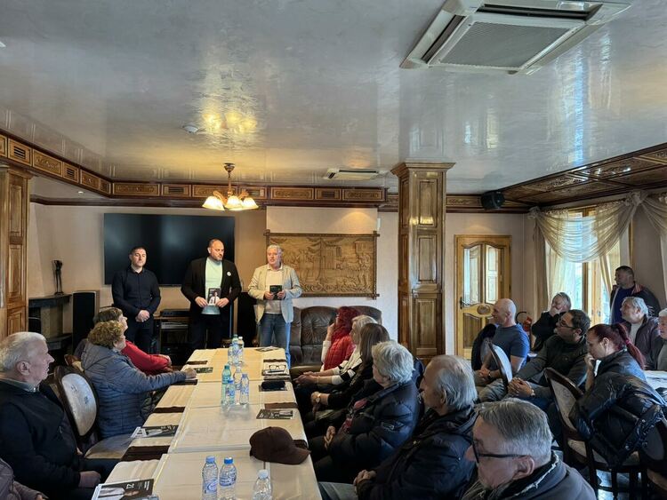 Кандидатите на &bdquo;Прогресивна България&ldquo; обещаха на жители на община Чепеларе работеща държава, справедливост и грижа за планинските райони / ГАЛЕРИЯ/