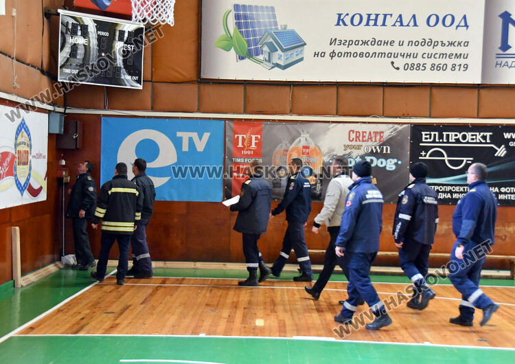Засилени проверки за пожарна безопасност в зала &bdquo;Дружба&ldquo; преди вота в Хасково