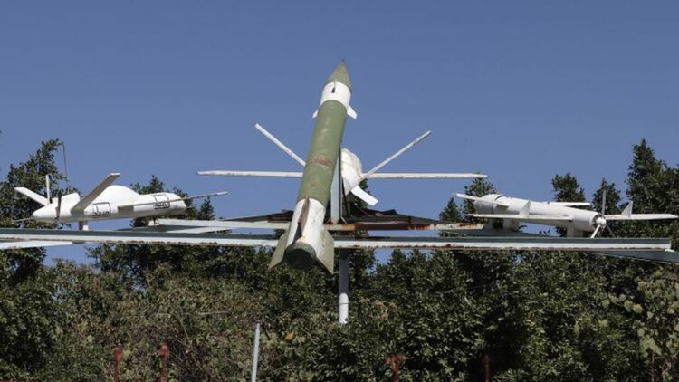 Израел ще помага на Сърбия да произвежда дронове, обвини Испания, че въоръжава Иран