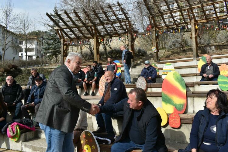 Жители на общините Смолян и Баните изразиха силна подкрепа за Румен Радев и надежда за промяна / ГАЛЕРИЯ/