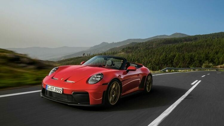 Чисто удоволствие: 911 GT3 с &bdquo;ръчка&ldquo;, атмосферка и открито небе
