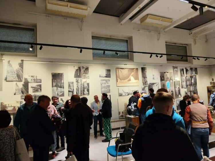 Почетният гражданин на Перник проф. Емил Попов бе удостоен със званието &bdquo;Доктор хонорис кауза&ldquo; на Националната художествена академия