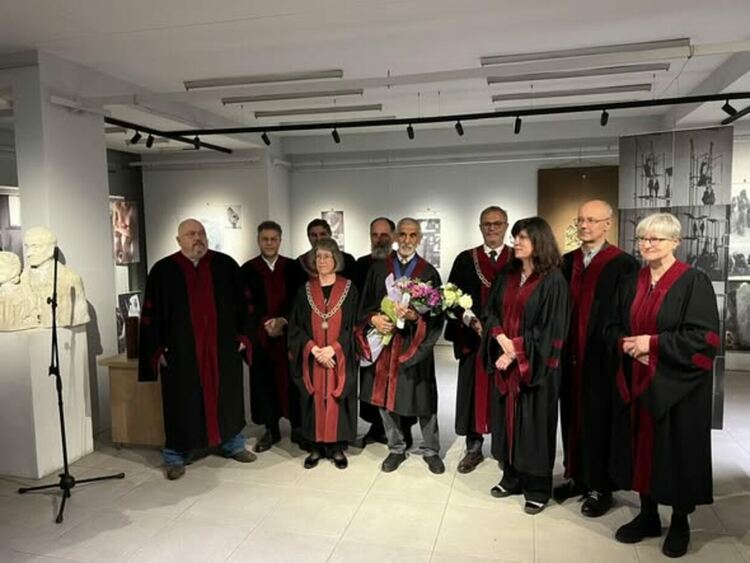 Почетният гражданин на Перник проф. Емил Попов бе удостоен със званието &bdquo;Доктор хонорис кауза&ldquo; на Националната художествена академия
