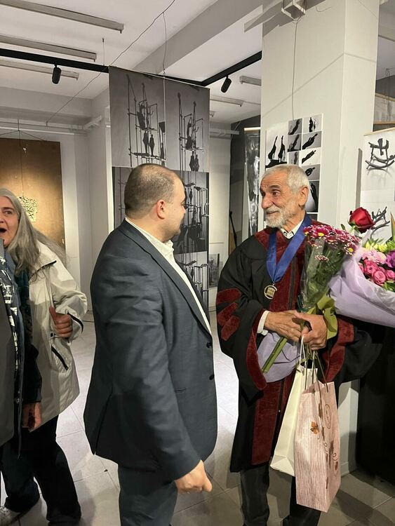 Почетният гражданин на Перник проф. Емил Попов бе удостоен със званието &bdquo;Доктор хонорис кауза&ldquo; на Националната художествена академия