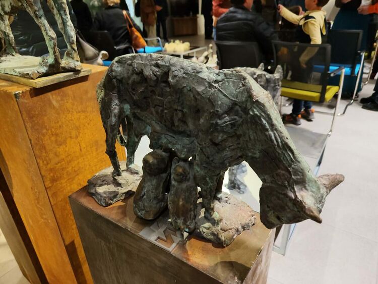 Почетният гражданин на Перник проф. Емил Попов бе удостоен със званието &bdquo;Доктор хонорис кауза&ldquo; на Националната художествена академия