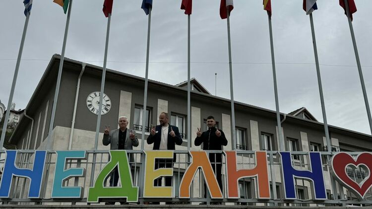 Жители на Неделино поискаха справедливост, подкрепа за поминъка и край на корупцията на среща с кандидатите на &bdquo;Прогресивна България&ldquo; от 22 МИР - Смолян