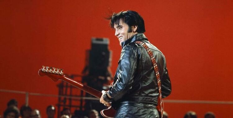 Емблематична китара на Elvis Presley от '68 Comeback Special на търг в Ню Йорк