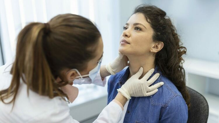 7 ранни предупредителни признака за проблеми с щитовидната жлеза