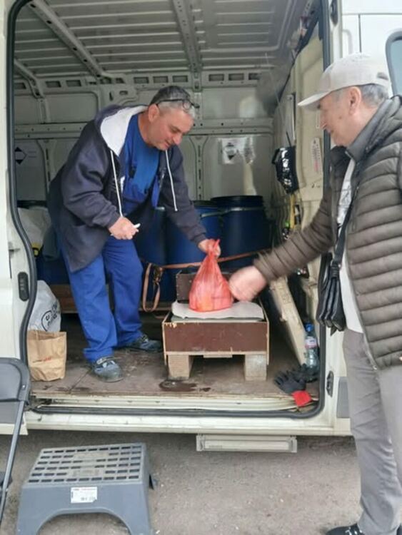 Над 255 килограма опасни отпадъци предадоха перничани в мобилния пункт, който бе разположен при Регионалния исторически музей