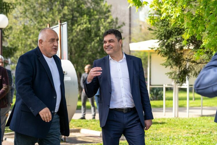 Бойко Борисов в Димитровград: &bdquo;Ние не искаме власт, ние искаме управление &ndash; за да градим&ldquo;