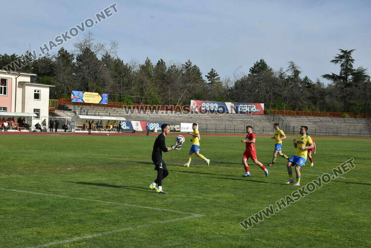 ОФК &bdquo;Хасково&ldquo; прегази Димитровград с 4:0 в голово шоу на &bdquo;Ямача&ldquo;