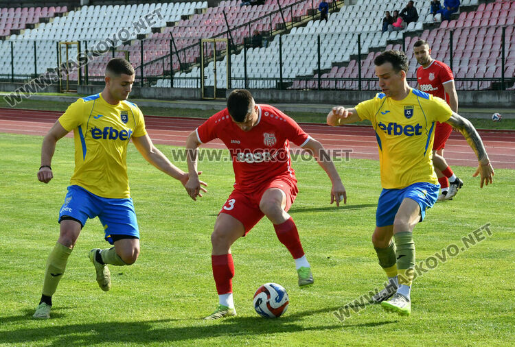 ОФК &bdquo;Хасково&ldquo; прегази Димитровград с 4:0 в голово шоу на &bdquo;Ямача&ldquo;