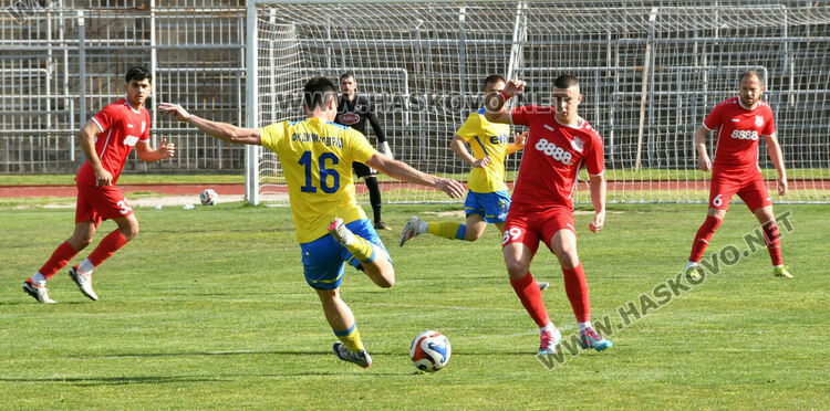 ОФК &bdquo;Хасково&ldquo; прегази Димитровград с 4:0 в голово шоу на &bdquo;Ямача&ldquo;