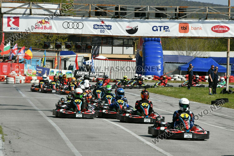 Звездата на  Red Bull Никола Цолов стартира в Karting Events Bulgaria на пистата край Хасково