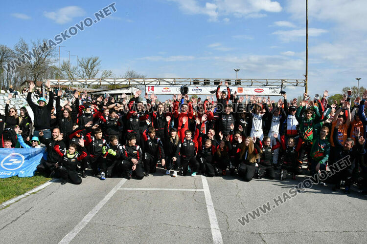 Звездата на  Red Bull Никола Цолов стартира в Karting Events Bulgaria на пистата край Хасково