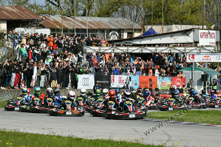 Звездата на  Red Bull Никола Цолов стартира в Karting Events Bulgaria на пистата край Хасково