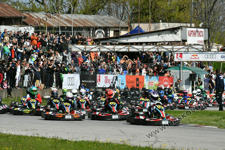 Звездата на  Red Bull Никола Цолов стартира в Karting Events Bulgaria на пистата край Хасково
