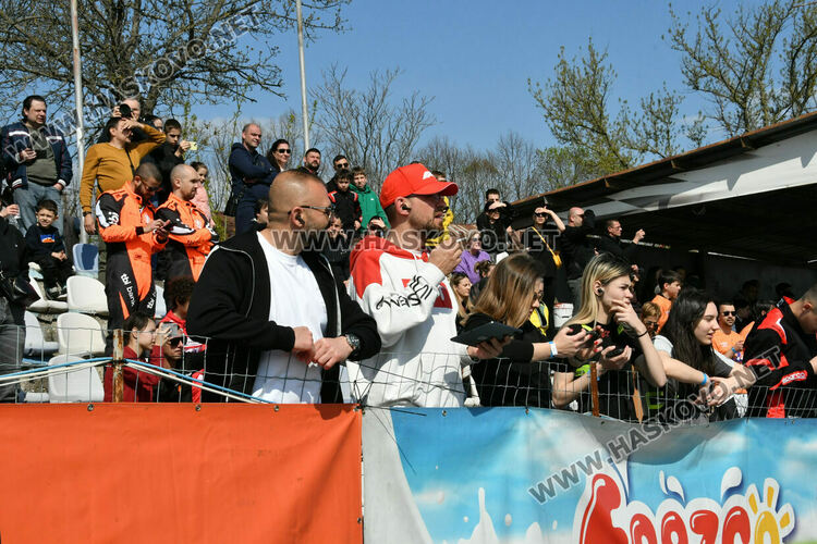 Звездата на  Red Bull Никола Цолов стартира в Karting Events Bulgaria на пистата край Хасково