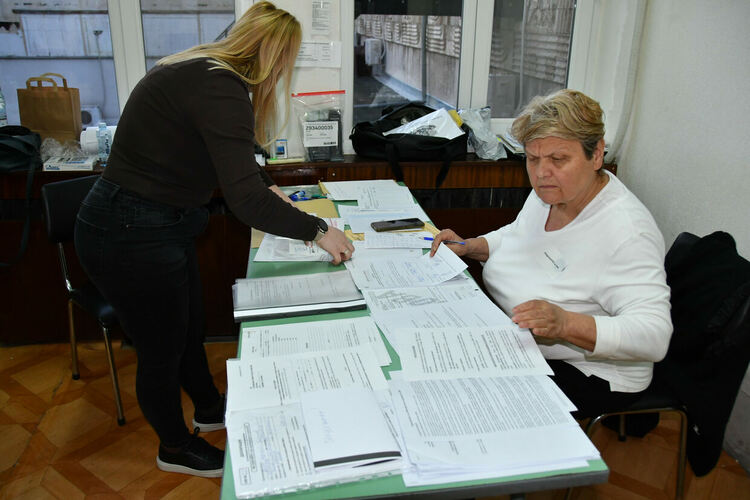 Все още не е обявен край на изборния ден в Хасковско, в Димитровград още гласуват