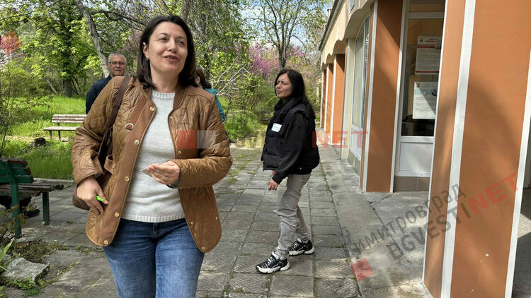 Десислава Костова гласува в Димитровград: всеки глас е важен за България