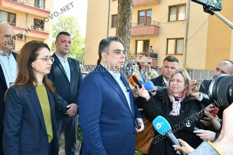 Асен Василев в Хасково: Имаме уникален шанс да променим България за по-добро
