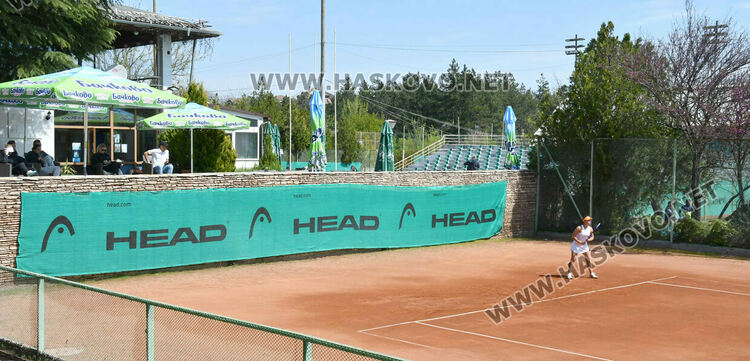 Тенисисти от топ 50 в света участват на международния турнир за юноши и девойки в Хасково