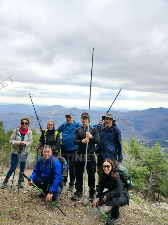 Националния флаг се развя ва връх Чиляка за вота