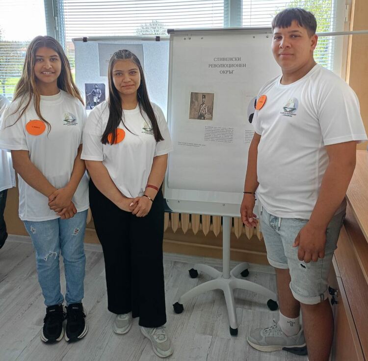 Училището в Узунджово почете 150 г. от Априлското въстание с нов кабинет и открит урок по родолюбие