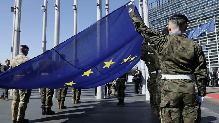 Историческите разходи за превъоръжаване на ЕС се превръщат в &bdquo;магнит за престъпниците&ldquo;