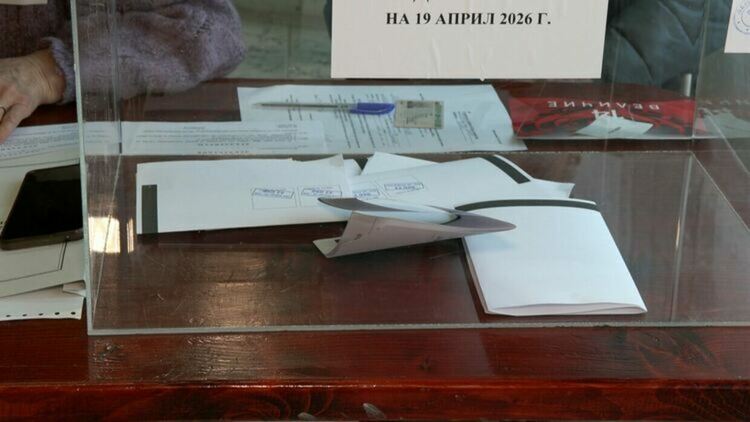 Политическо пренареждане в региона: драстични спадове,срив  и нови баланси на изборите