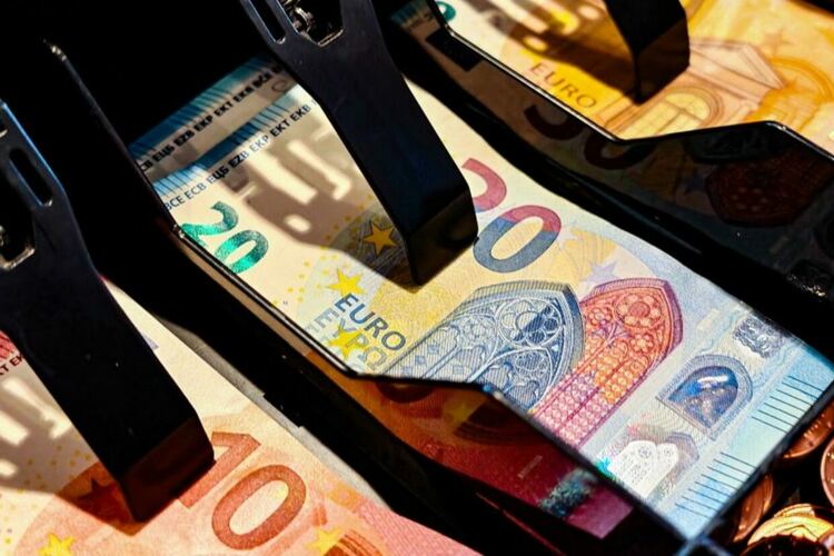 БСП и Доган за първи път без субсидия, МЕЧ и Величие пак взимат пари от бюджета