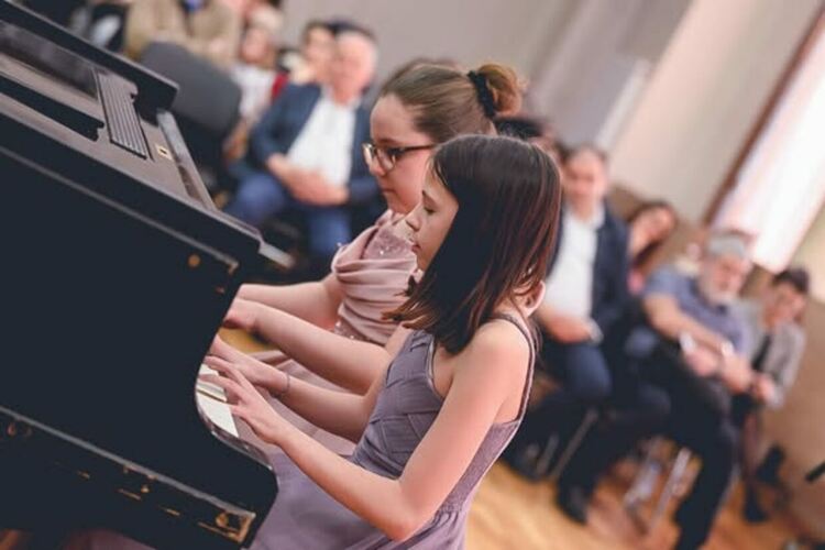 XX Международен конкурс за млади изпълнители на класически музикални инструменти