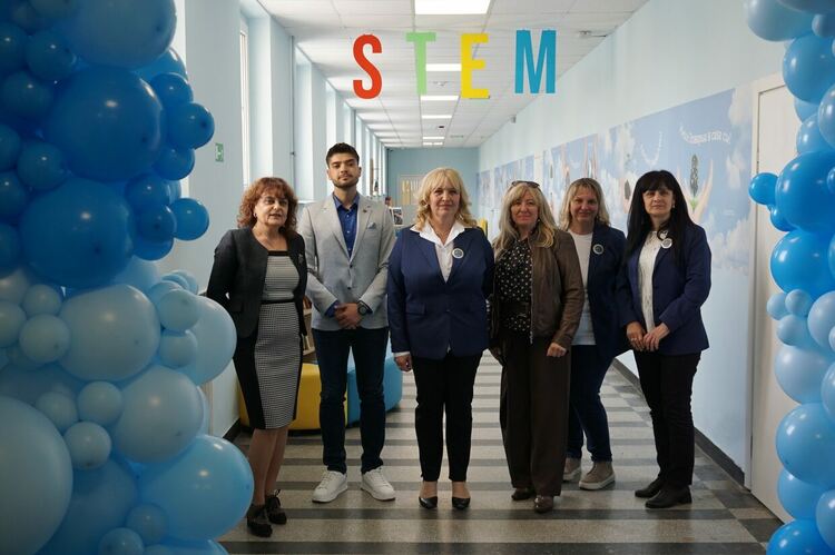 Модерна STEM среда отваря нови хоризонти пред учениците от ПГТ &bdquo;Александър Паскалев&ldquo; в Хасково
