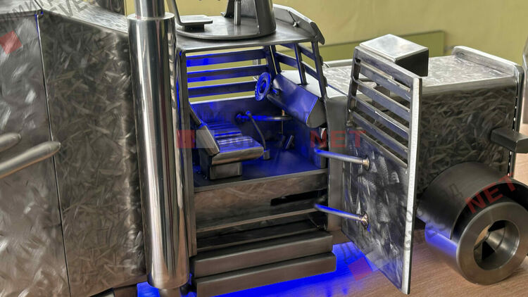 Самоук творец от Димитровград превръща метални отпадъци в изкуство и вдъхновява ученици в Деня на Земята