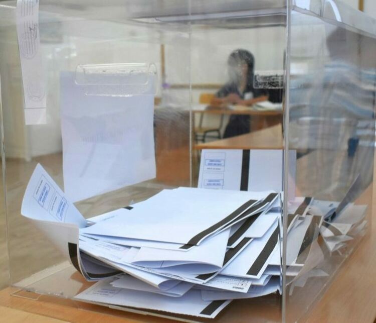 Избирателната активност в община Асеновград на изборите в неделя е била 46.8 %