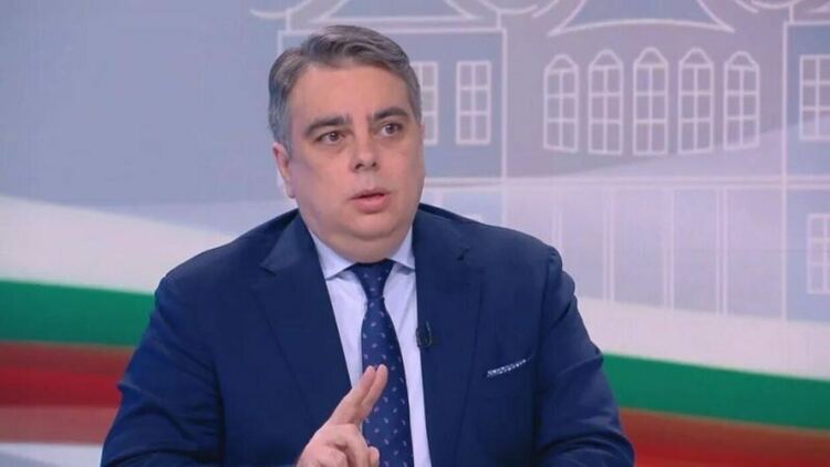 Асен Василев отстъпи за Манол Пейков: Ако ДБ настоява, ще стана депутат от Хасково