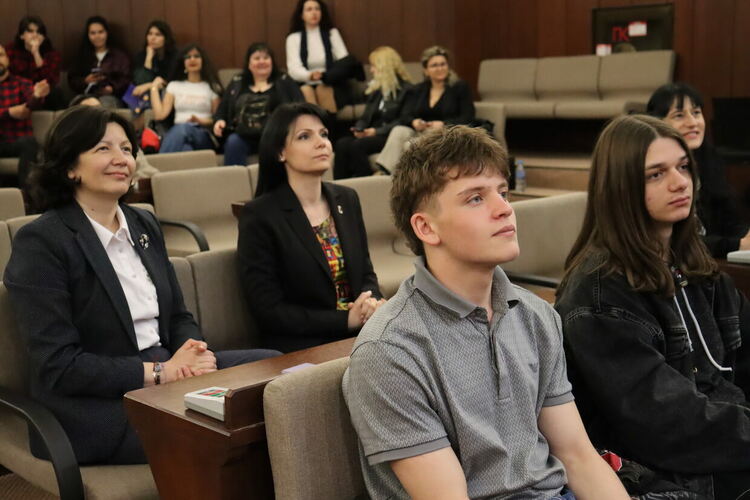 Хасковски ученици с поетичен полет преди &bdquo;Южна пролет&ldquo;