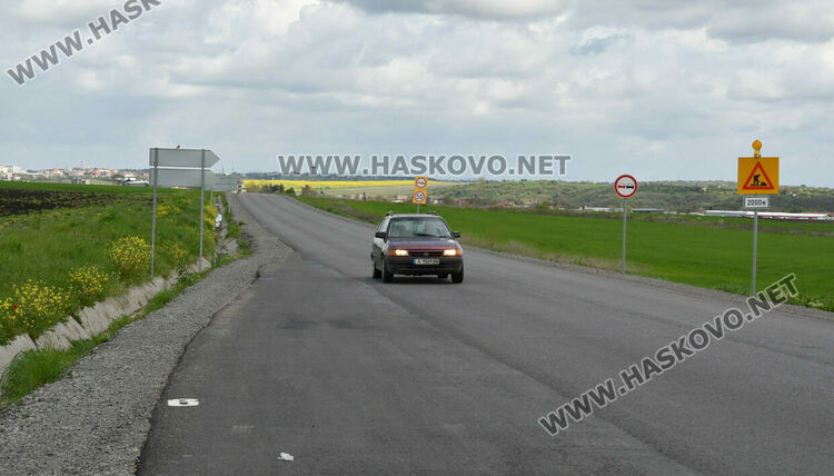 Водачи настояват за временна маркировка по пътя Хасково&nbsp;&ndash; Минерални бани