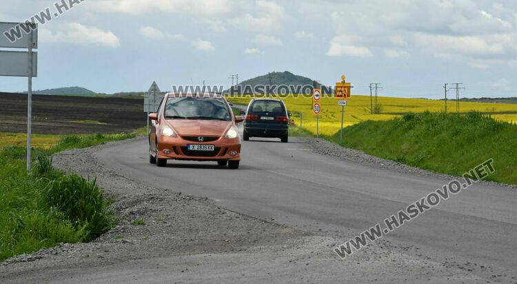Водачи настояват за временна маркировка по пътя Хасково&nbsp;&ndash; Минерални бани