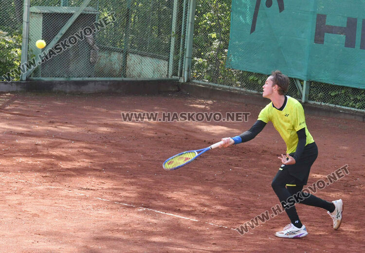 Ясни са полуфиналистите на турнира по тенис J200 Haskovo