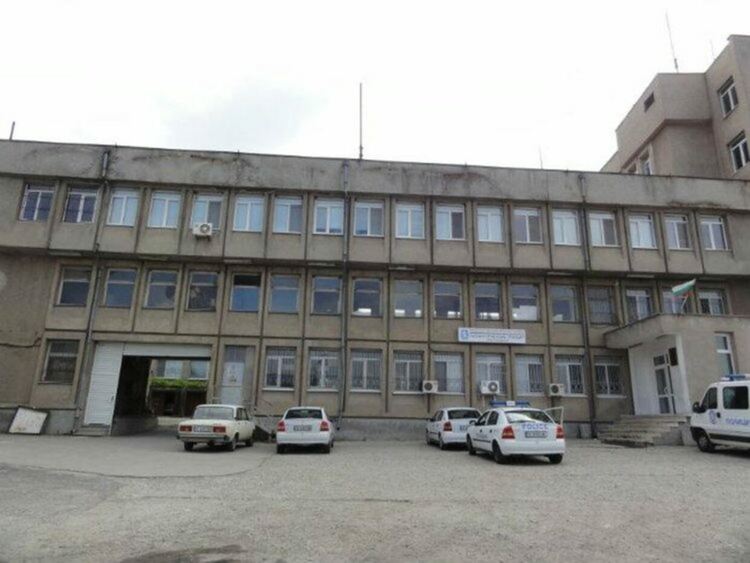 Временно е преустановено приемане на заявления за ускорена услуга за СУМПС