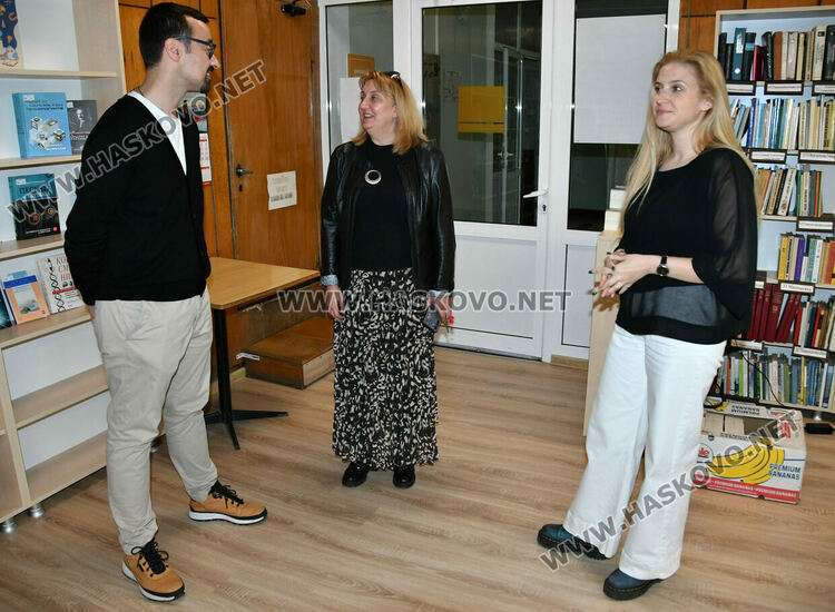  Васил Попов представи новата си книга &bdquo;Аждер&ldquo; в Хасково