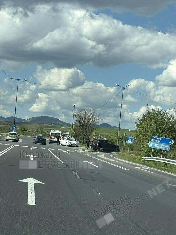  Верижна катастрофа при Глухар,двама души са приети в Спешното отделение на болницата