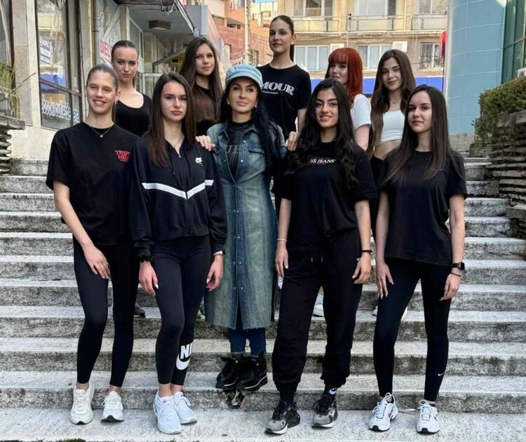 Модният елит в очакване на единадесетата корона на &bdquo;Мис България Хасково&ldquo;