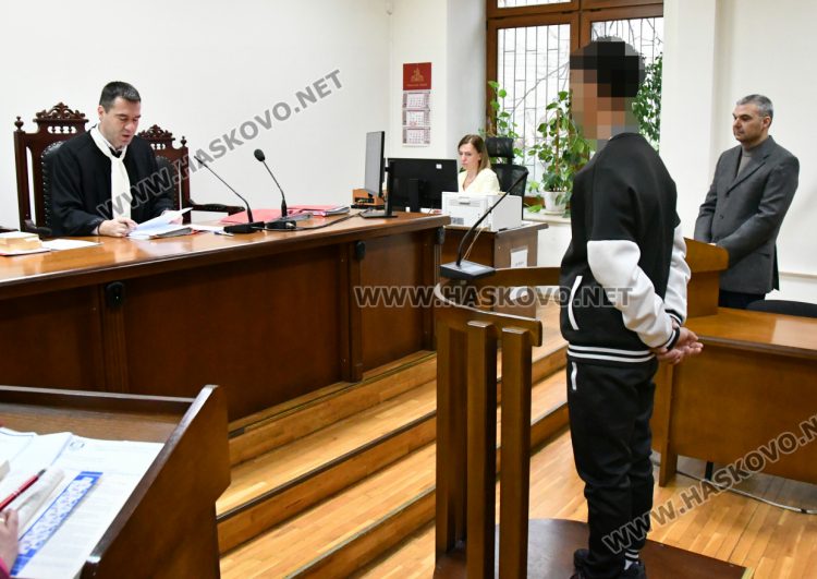 Обществено порицание за ученика от Спортното училище, стрелял &bdquo;като мафиот&ldquo; от прозорец