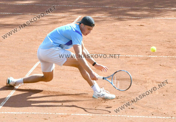 Ясни са полуфиналистите на турнира по тенис J200 Haskovo